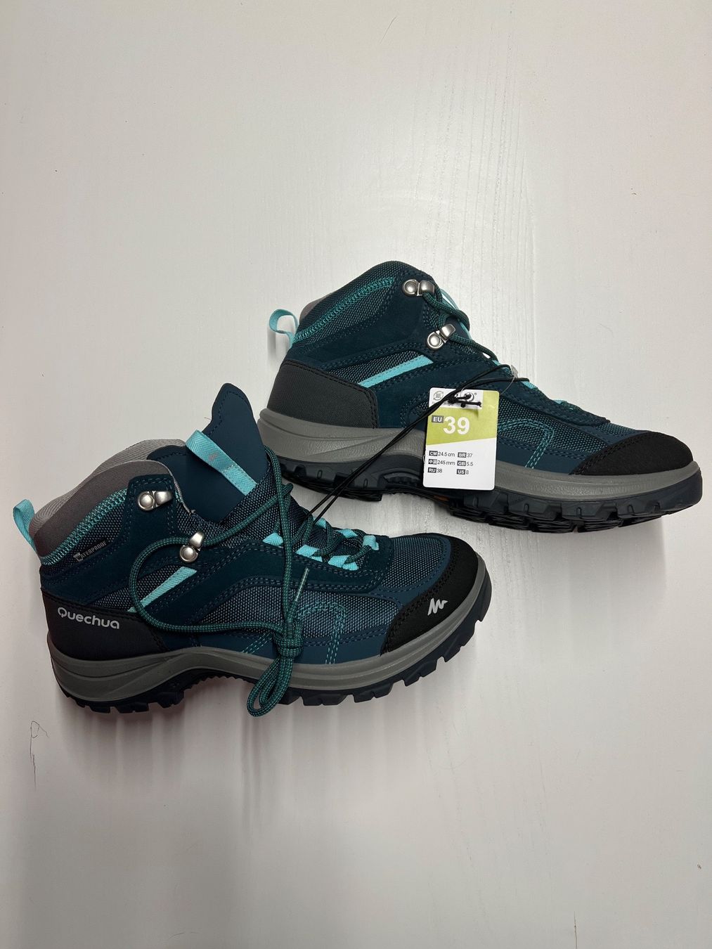 Scarpe da uomo: Bergschuhe QUECHUA Gr. 39 - NEU – Nuovo e nell'imballaggio originale da Mellingen venduto da Shane76