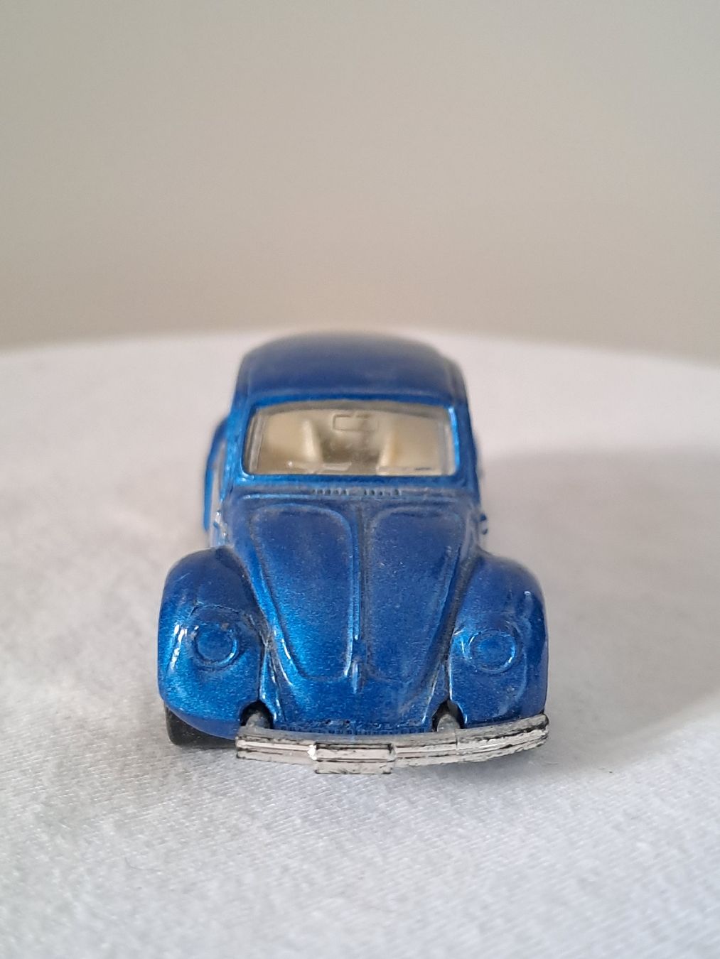 Volkswagen Modellautos: 1300 VW Käfer MC Toys in Blau – Gebraucht aus Wädenswil von FrieBro 2
