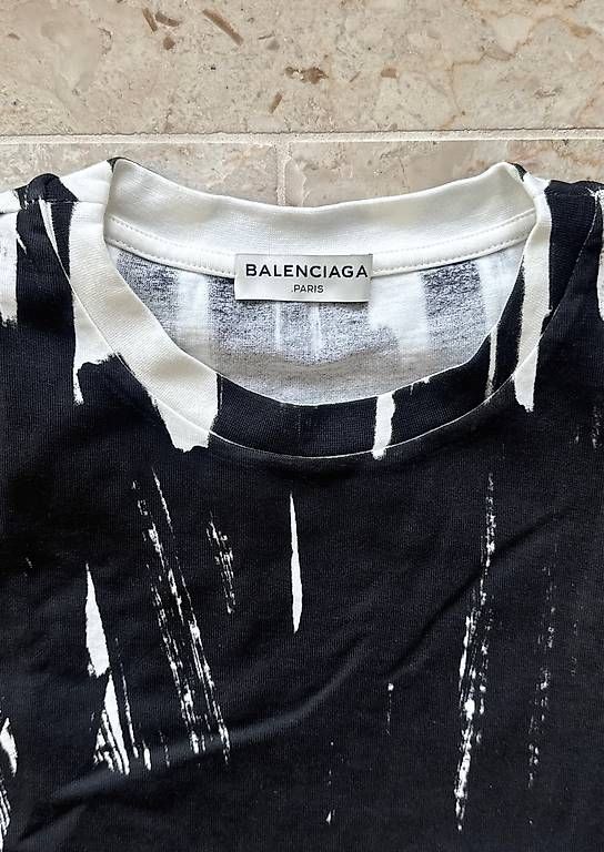 Balenciaga T-shirts: Balenciaga Tshirt – Neuf (Voir description) à Kilchberg ZH par eti_m9g8 3