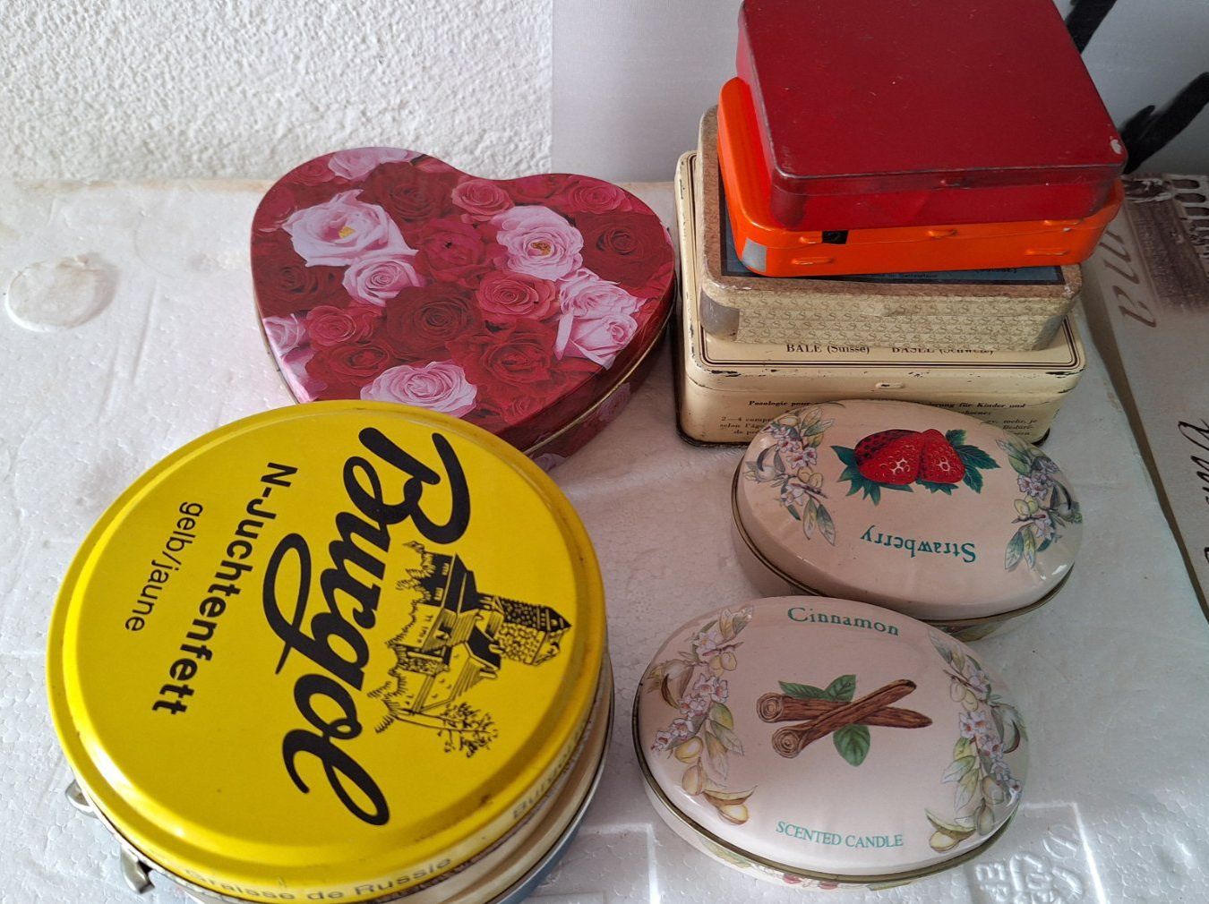 Sonstige Dekorationen & Accessoires: Lot Blechdöschen, 9Stück – Gebraucht aus Dornach von majo8689 8