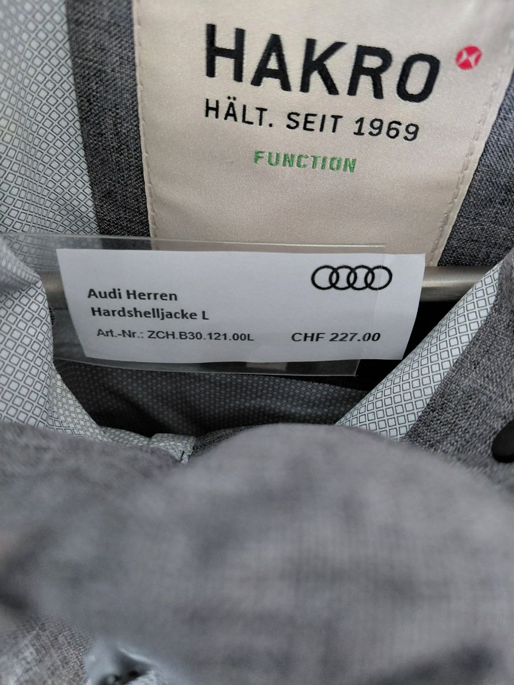 Giacche: Audi Hardshelljacke Herren L – Nuovo (secondo la descrizione) da Bern venduto da amagbern 1