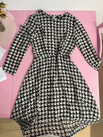 Hübsches Vintage Kleid