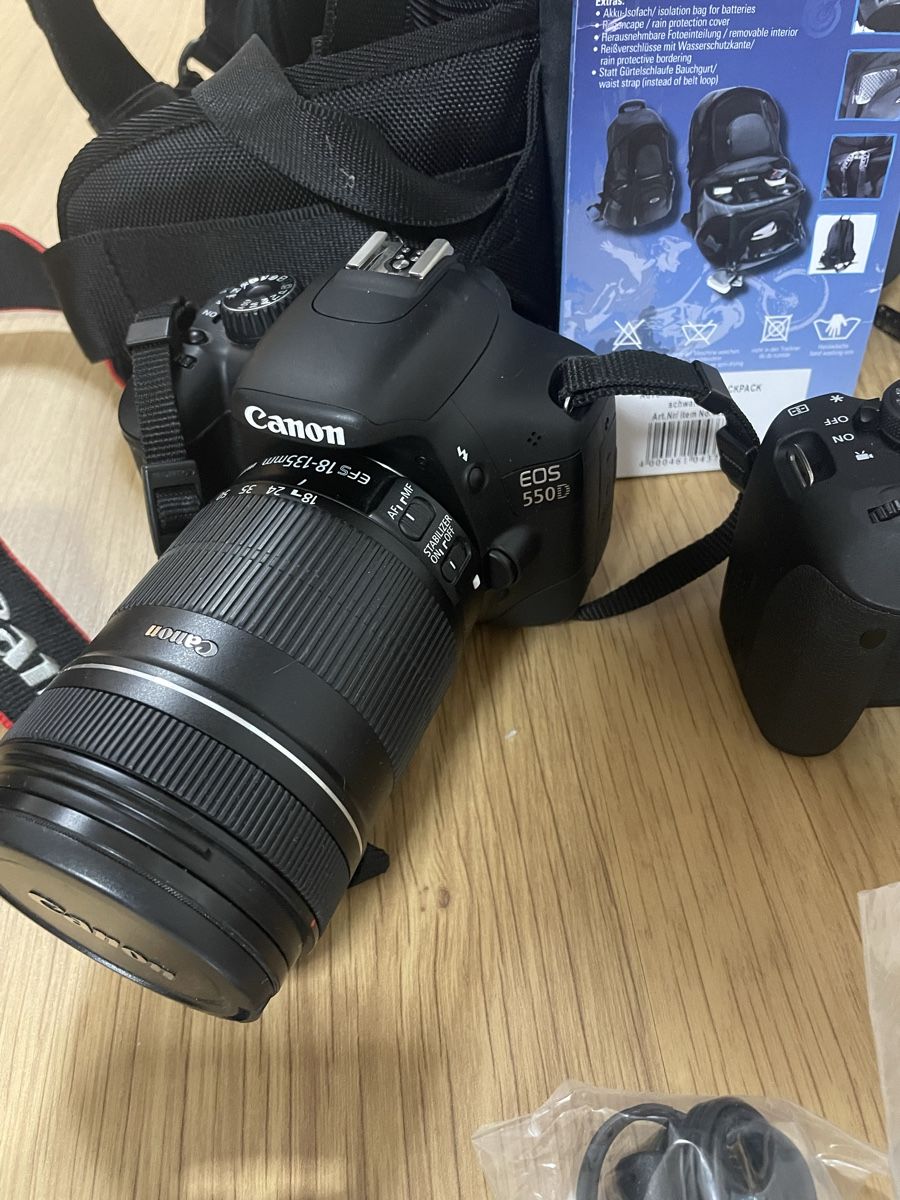 Canon Fotocamera: Canon EOS 550D & 700D Spiegelreflexkamera Set, Top! – Usato da Luzern venduto da gal_28xl 2