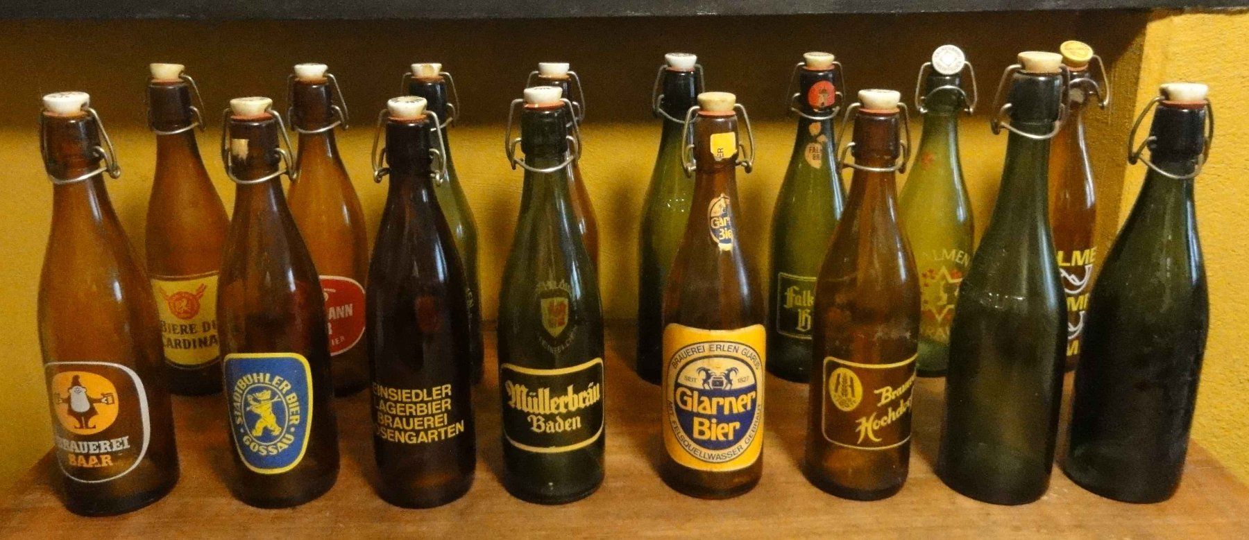 Bicchieri, Caraffe & Bottiglie: 20 Stk. Bierflaschen, vor 1990 – Usato da Wohlen AG venduto da Flusslauf 3