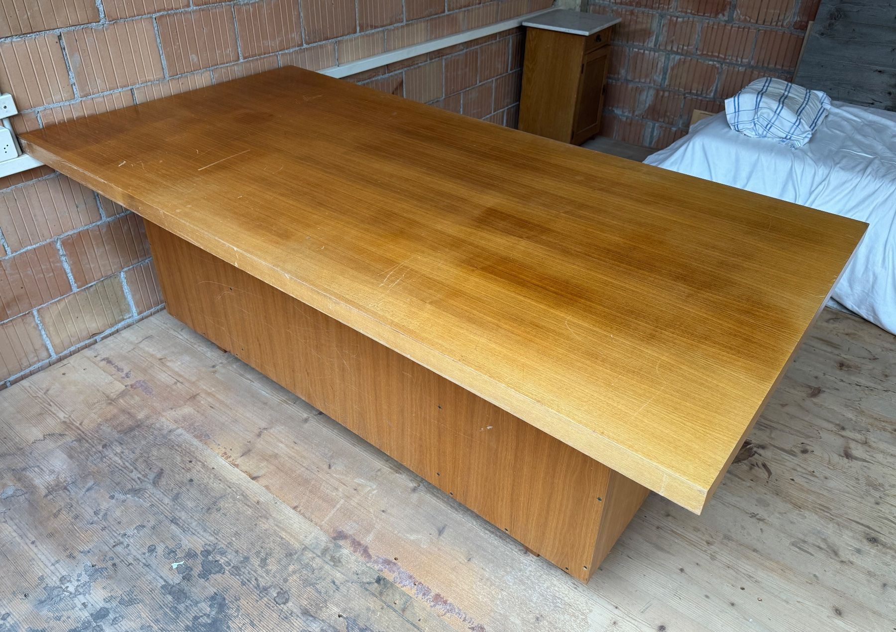 Scrivanie: Bürotisch Holz – Usato da Schaffhausen venduto da ROCAMECANICA 2