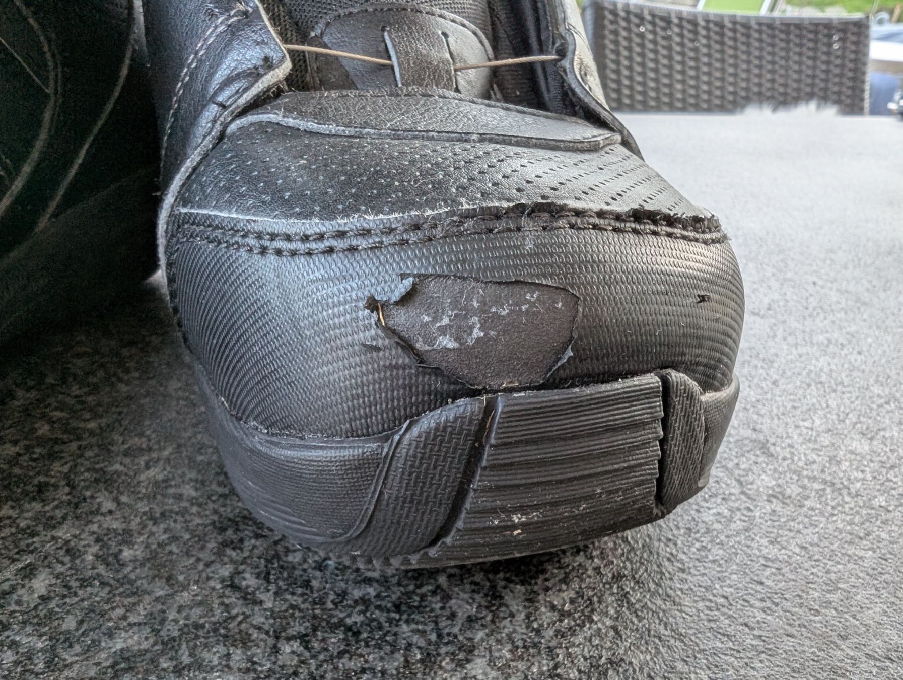 Salomon Scarpe da uomo: Snowboardschuhe Salomon 25.5 – Usato da Bärschwil venduto da sch_p7g7 4
