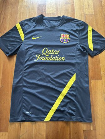 FC Barcelona Fussball Trainigs Trikot - Gr. S / 2 Fr Versand