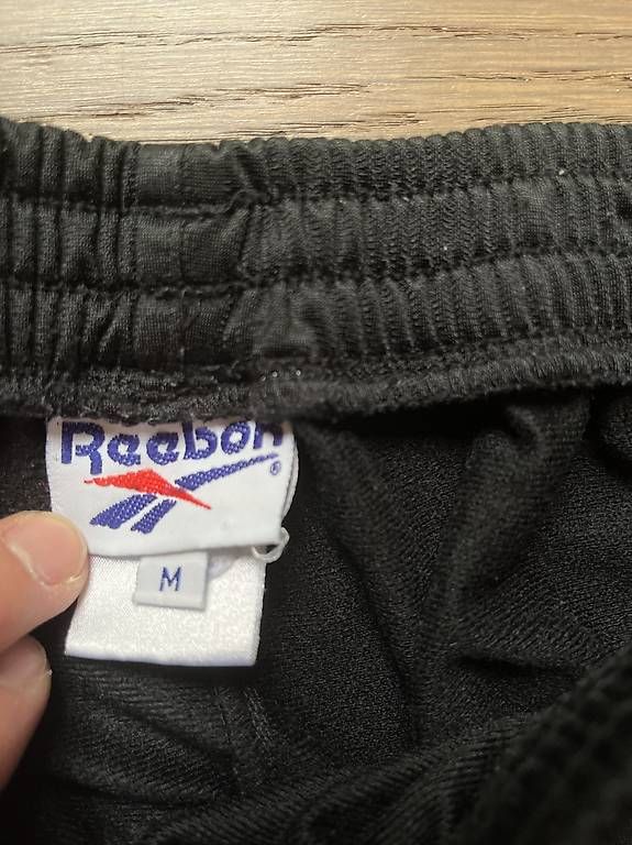 Pantaloni: Reebok Trainerhose – Usato da Luzern venduto da tro_b2v6 2