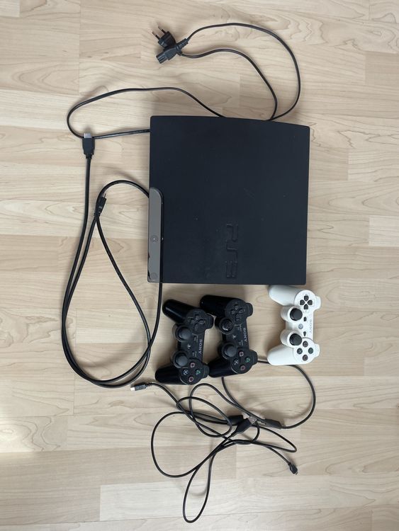 PS3 Konsole mit 26 Games & 3 Controller (GTA, COD) (Gebraucht) in ...