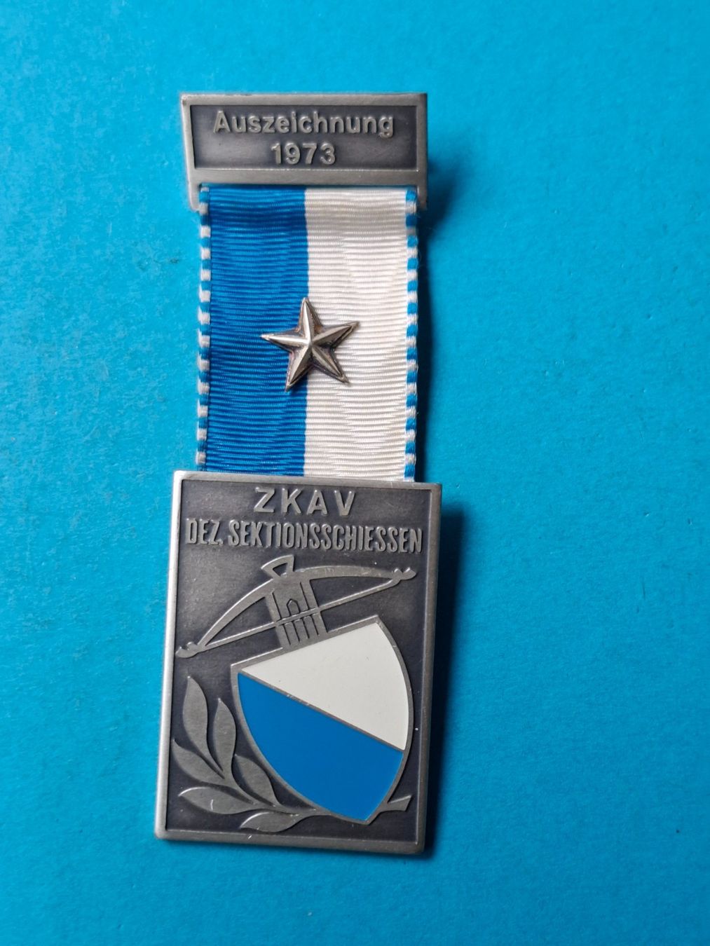 Medaillen: Armbrust ZKAV 1973 (z156) – Gebraucht aus Schwanden GL von Suvorov 2