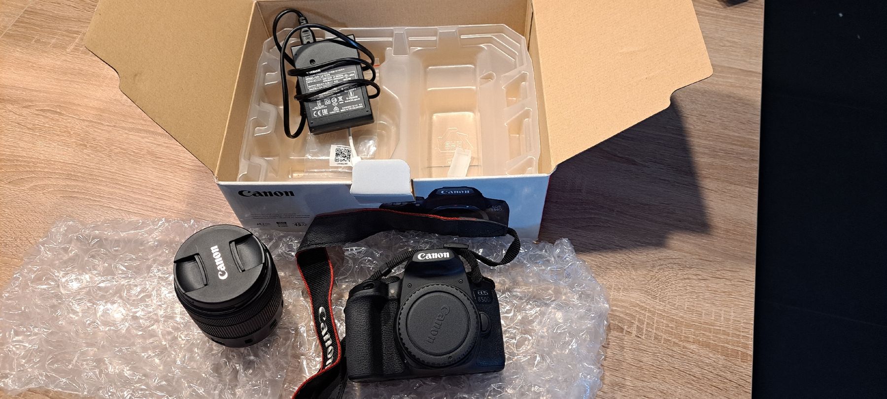 Canon Fotocamera: Canon EOS 850D OVP – Nuovo (secondo la descrizione) da Derendingen venduto da fab_d6dt 1