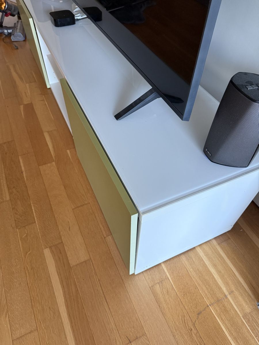 Ikea Meubles TV: TV Möbel/ Sideboard – D'occasion à Zürich par chi_cg6r 2