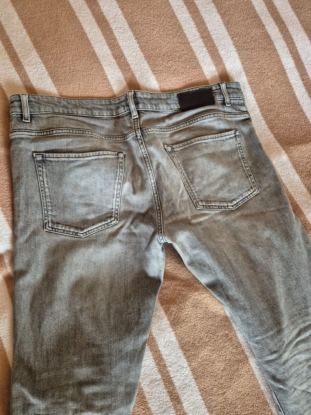 Jeans: Hugo Boss Hose hell grau grösse 36/34 – Usato da Wolhusen venduto da ste_b79v 7