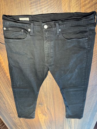 Levi Strauss Jeans Modell 502 W34 L30 schöner Zustand