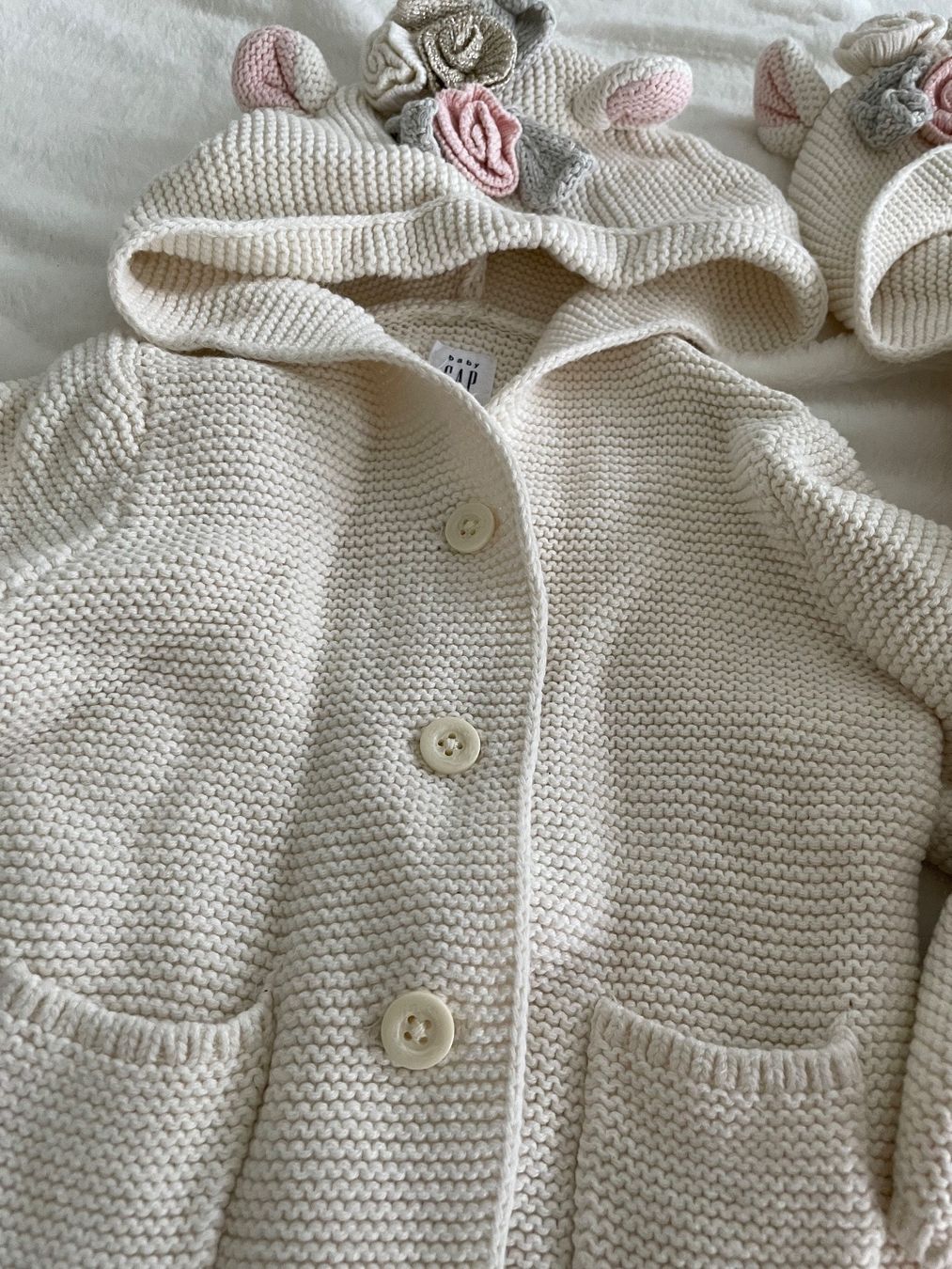 Lotti & Set di vestiti: Strickjacken Einhorn von Baby Gap – Usato da Buch am Irchel venduto da pas_ddk2 3