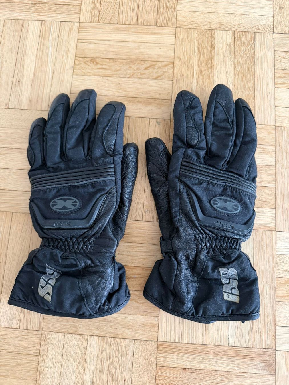 IXS Guanti & manicotti: IXS DAMEN MOTTORRAD HANDSCHUHE GR. DKL/7 – Usato da Münchenstein venduto da Strupfi