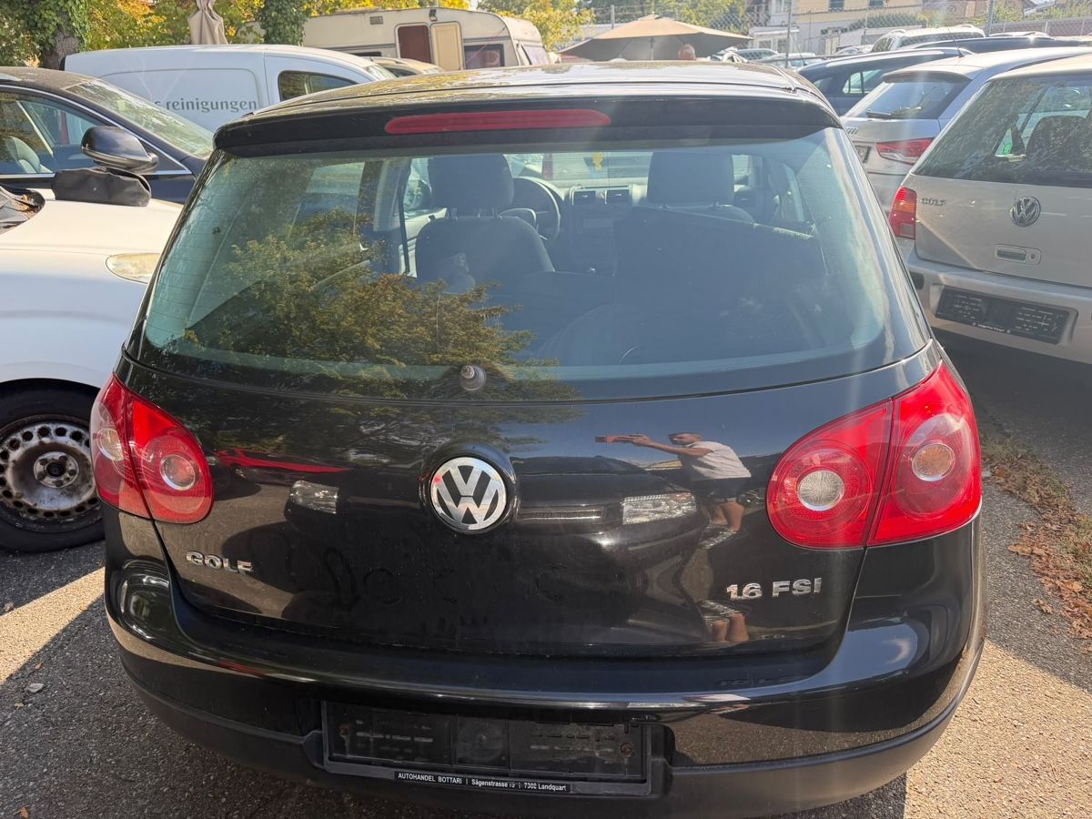 VW Automobili: Volkswagen Golf 1.6  – Usato da Schlieren venduto da rab_vs6y 3