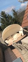 Gepflegte Outdoor Lounge-Liege mit Dach zu verkaufen!