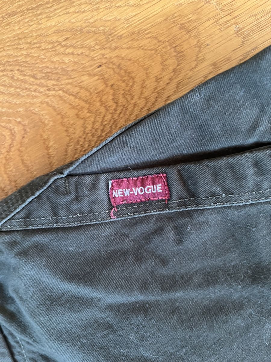 Pantaloni: Sommer-Cargoshorts, Khaki, Gr. 30 – Usato da Sigriswil venduto da Krugle83 2
