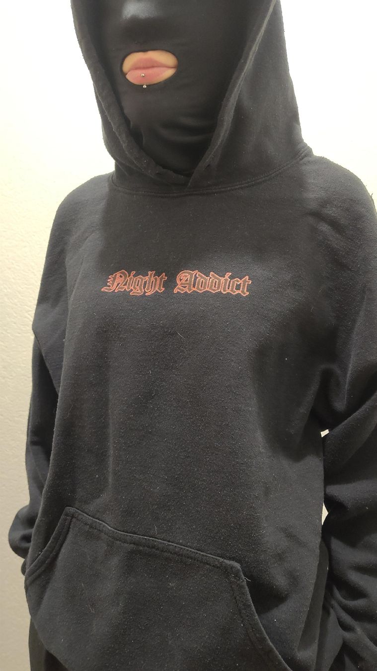 Maglioni & Felpe: Sweat noir " Night addict" à capuche – Nuovo (secondo la descrizione) da Sion venduto da mel_z929