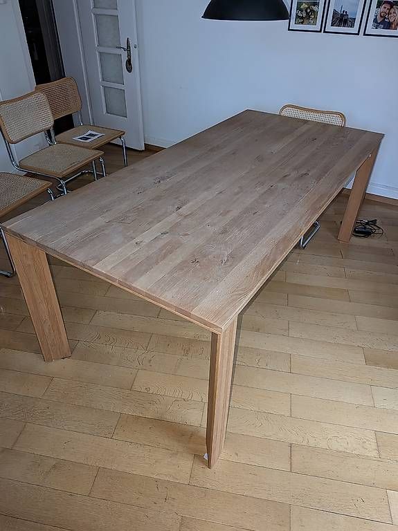 Tavoli: Esstisch – Usato da Luzern venduto da Schoeni94