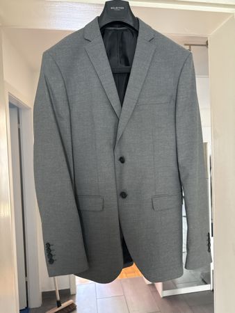 Anzug Selected Homme grau Grösse 46 guter Zustand