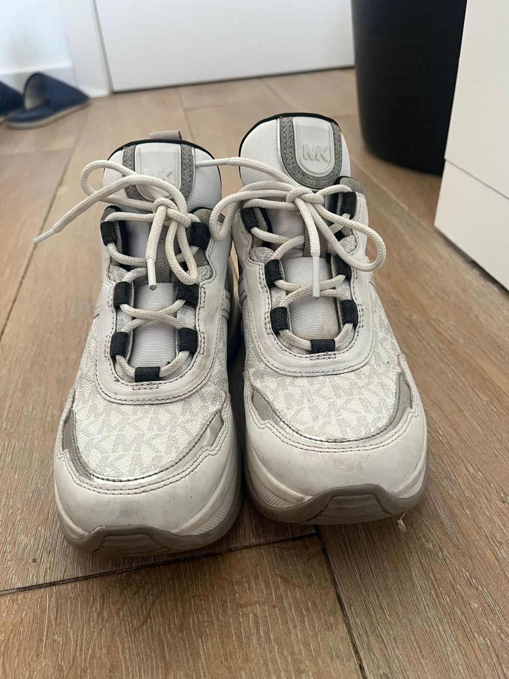 Michael Kors Scarpe per ragazze: Sneakers Olympia Michael Kors – Usato da Zürich venduto da Lalita89