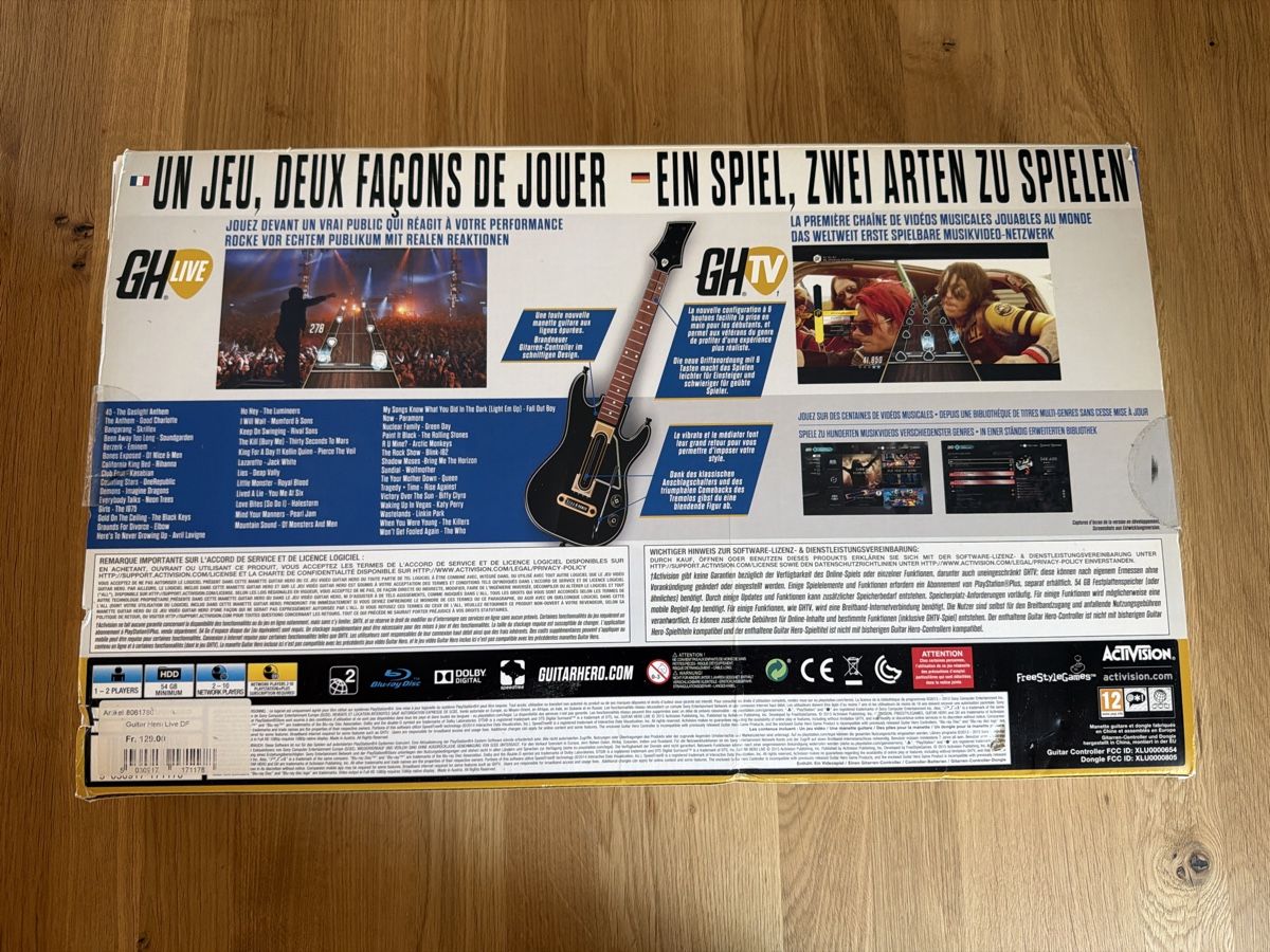 Giochi: Guitar Hero Live PS4 Spiel mit Controller neu – Nuovo e nell'imballaggio originale da Hauptwil venduto da Tifosi92 1