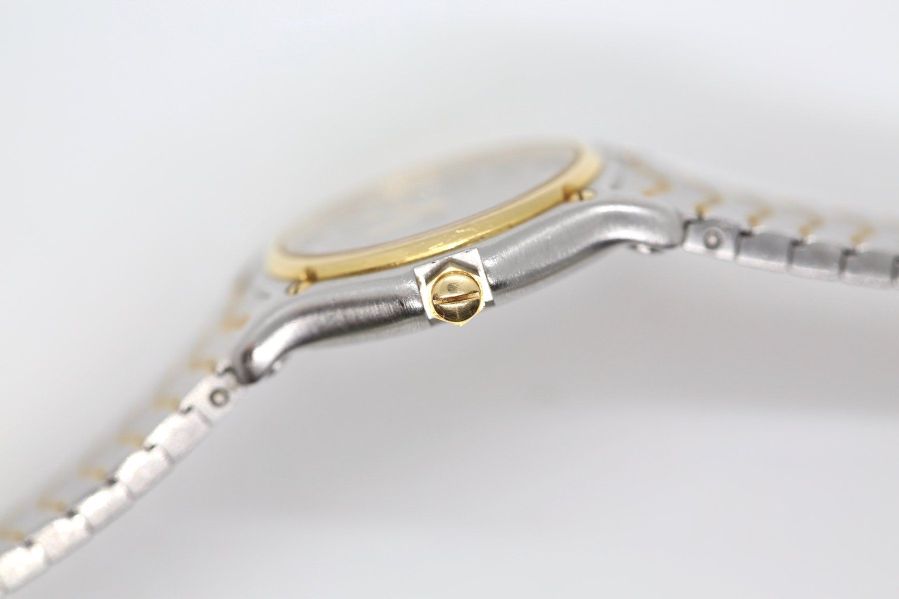 Ebel Orologi: Ebel Classic Wave Damenuhr mit Brillanten ab 1Fr! – Usato da Reinach BL venduto da Han-Numismatik 2