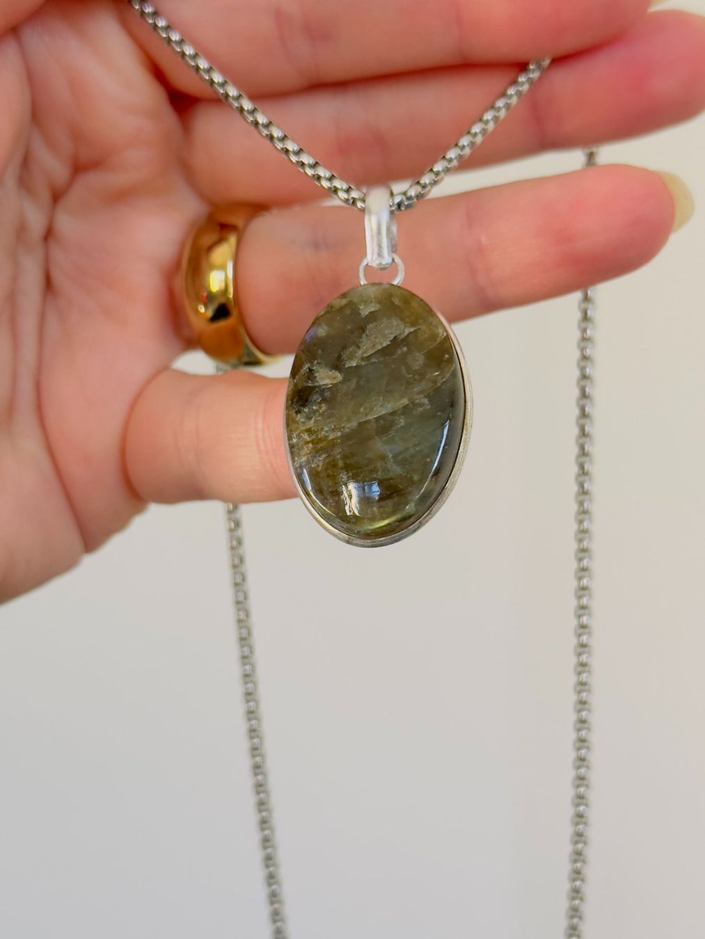 Catenine: Fashionable labradorite necklace – Nuovo e nell'imballaggio originale da Genève venduto da AGBERG 5