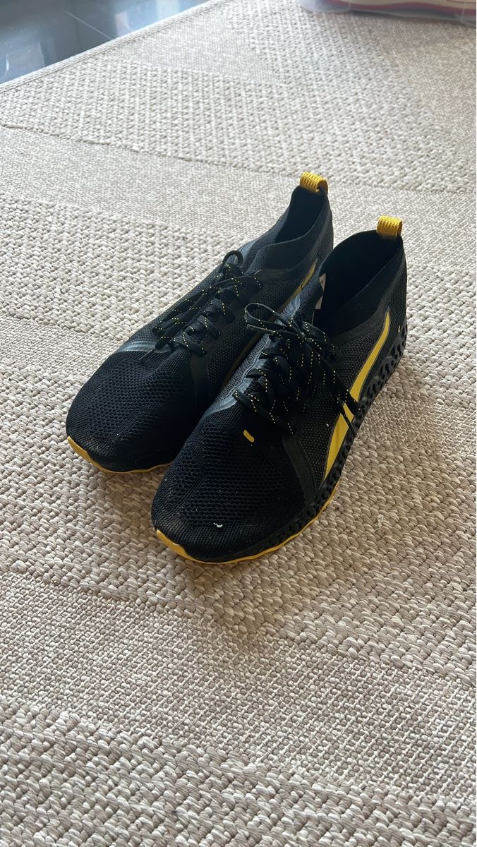 Puma Scarpe da uomo: Baskets Puma Hybrid Rocket Runner Noires/Jaunes – Usato da St-Blaise venduto da Richy03