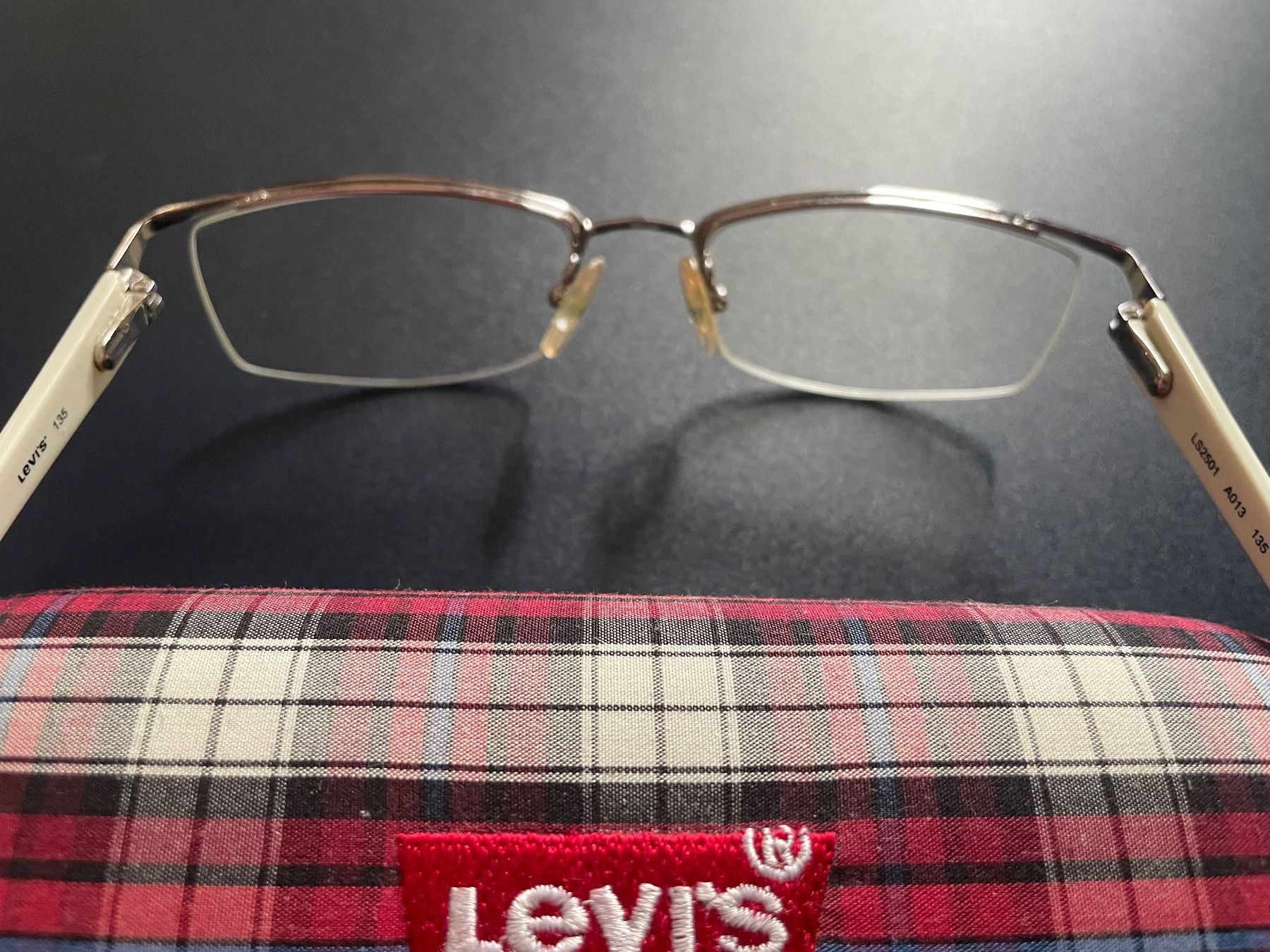 Occhiali & Lenti: Levis Lesebrille/Top Erhaltung/Original mit Etui – Nuovo (secondo la descrizione) da Volketswil venduto da rubin74 6