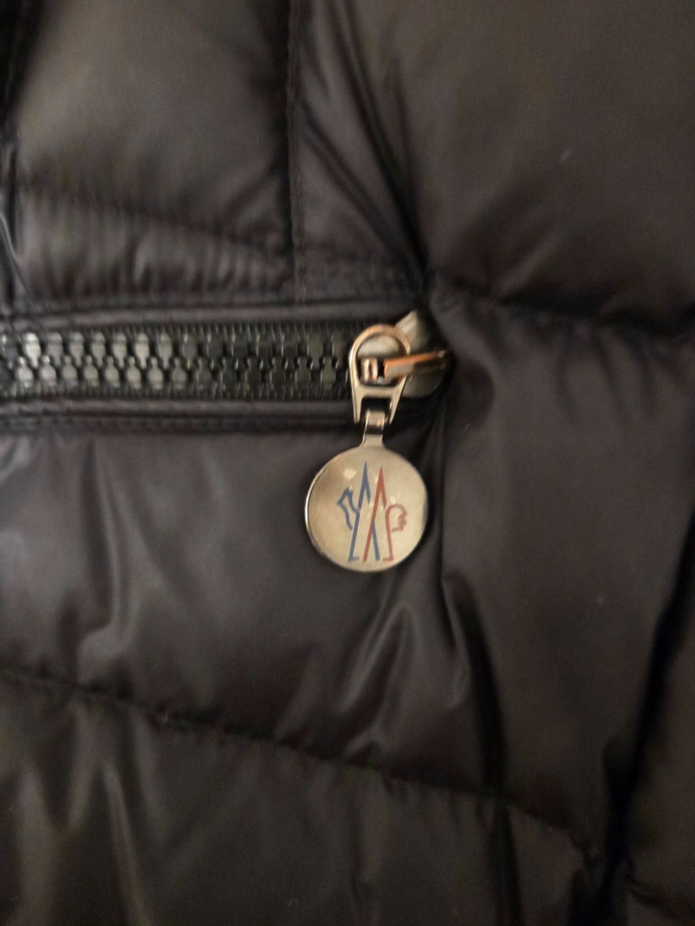 Moncler Cappotti: Moncler Hermine Daunenmantel – Nuovo (secondo la descrizione) da Neuhausen venduto da Nathi6913 2