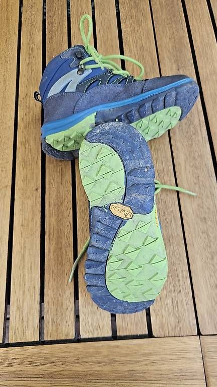 Scarpe per ragazzi: Wanderschuhe Kinder Grösse 35 – Usato da Zufikon venduto da Lmazi 1