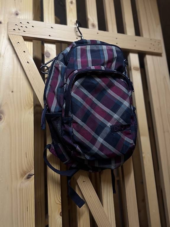 Zaini: Rucksack Dakine – Usato da Luzern venduto da VStore 1