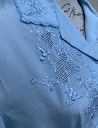 Superbe blouse vintage BUTTERCUP made Shantou brodée t.44