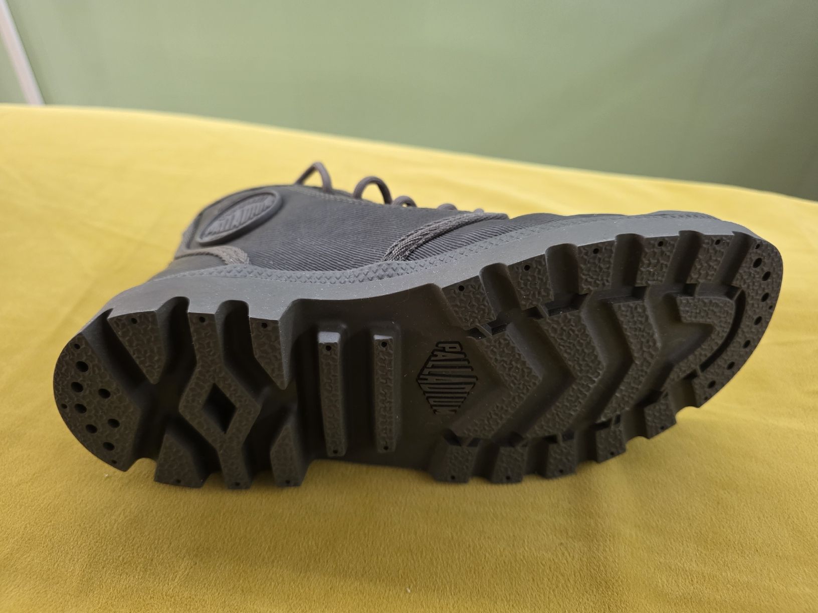 Palladium Scarpe da uomo: PALLADIUM Schuh "waxed canvas"  – Nuovo (secondo la descrizione) da Luchsingen venduto da durscheina 3