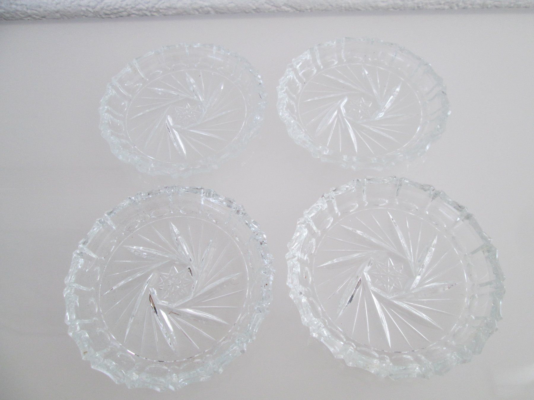 Teller: 4 Set Kleine  Kristall Teller, D - 9,5cm. – Gebraucht aus Movelier von ddomenika 1