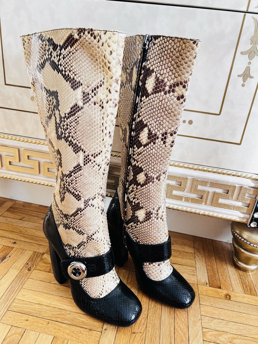 Prada Scarpe da donna: Prada Stiefel – Nuovo (secondo la descrizione) da Uster venduto da jca_pr9r