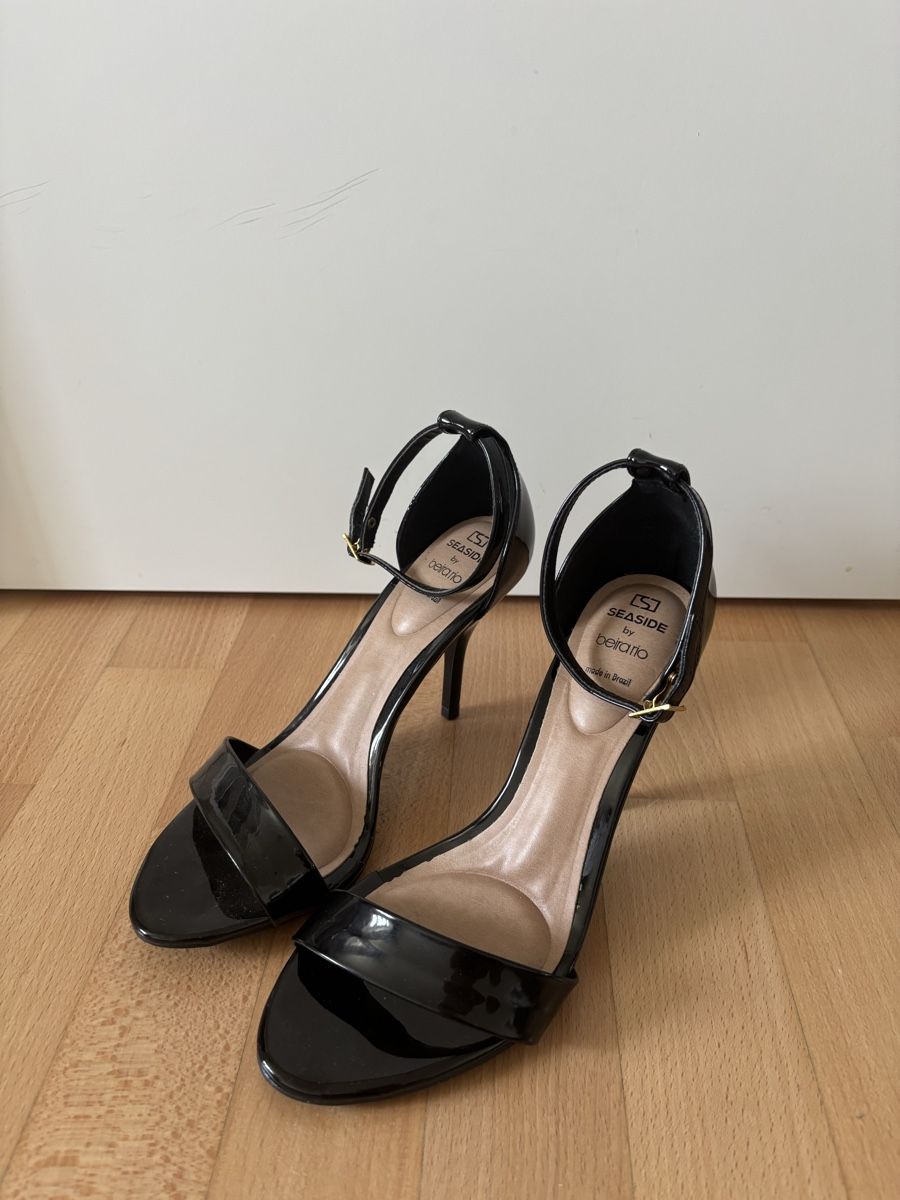 Scarpe da donna: Damenschuhe Sandalen schwarz Grösse 40 – Nuovo (secondo la descrizione) da Oberengstringen venduto da samii