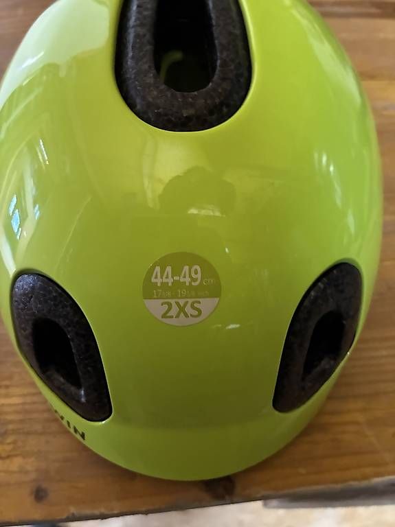 Caschi: À vendre casque vélo pour enfants  – Usato da Châtel-Montsalvens venduto da sosso08