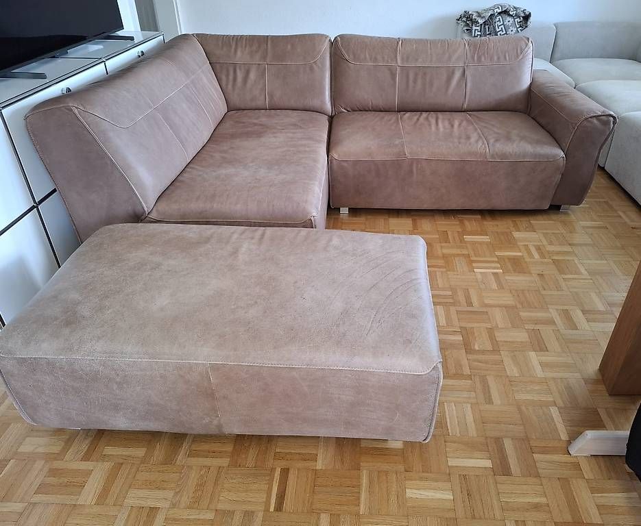 Sofas: Ledersofa mit Hocker von Möbel Pfister – D'occasion à Epsach par adr_2hp7