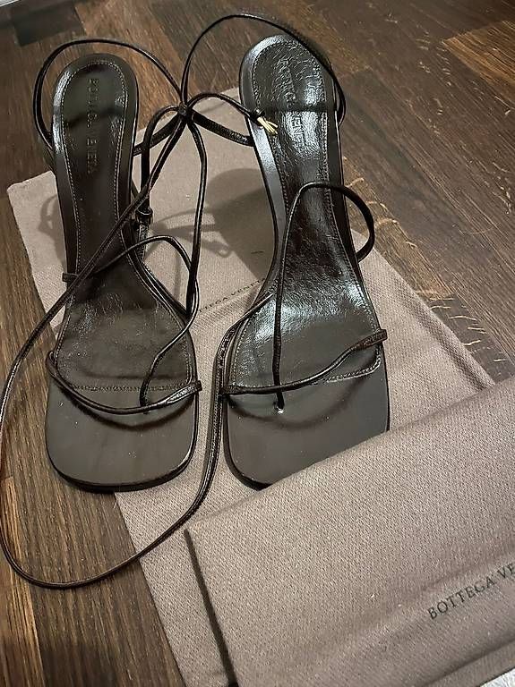 Scarpe da donna: Bottega Veneta Sandali 41 – Usato da Canobbio venduto da Gio-desi