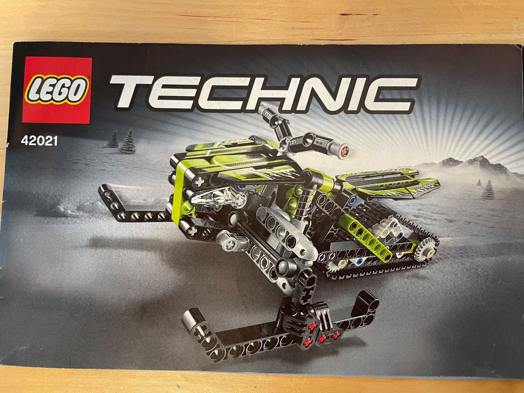 Lego Kit di costruzioni: Lego Technic 42021 Schneemobil – Usato da Gossau SG venduto da chatemt0 1