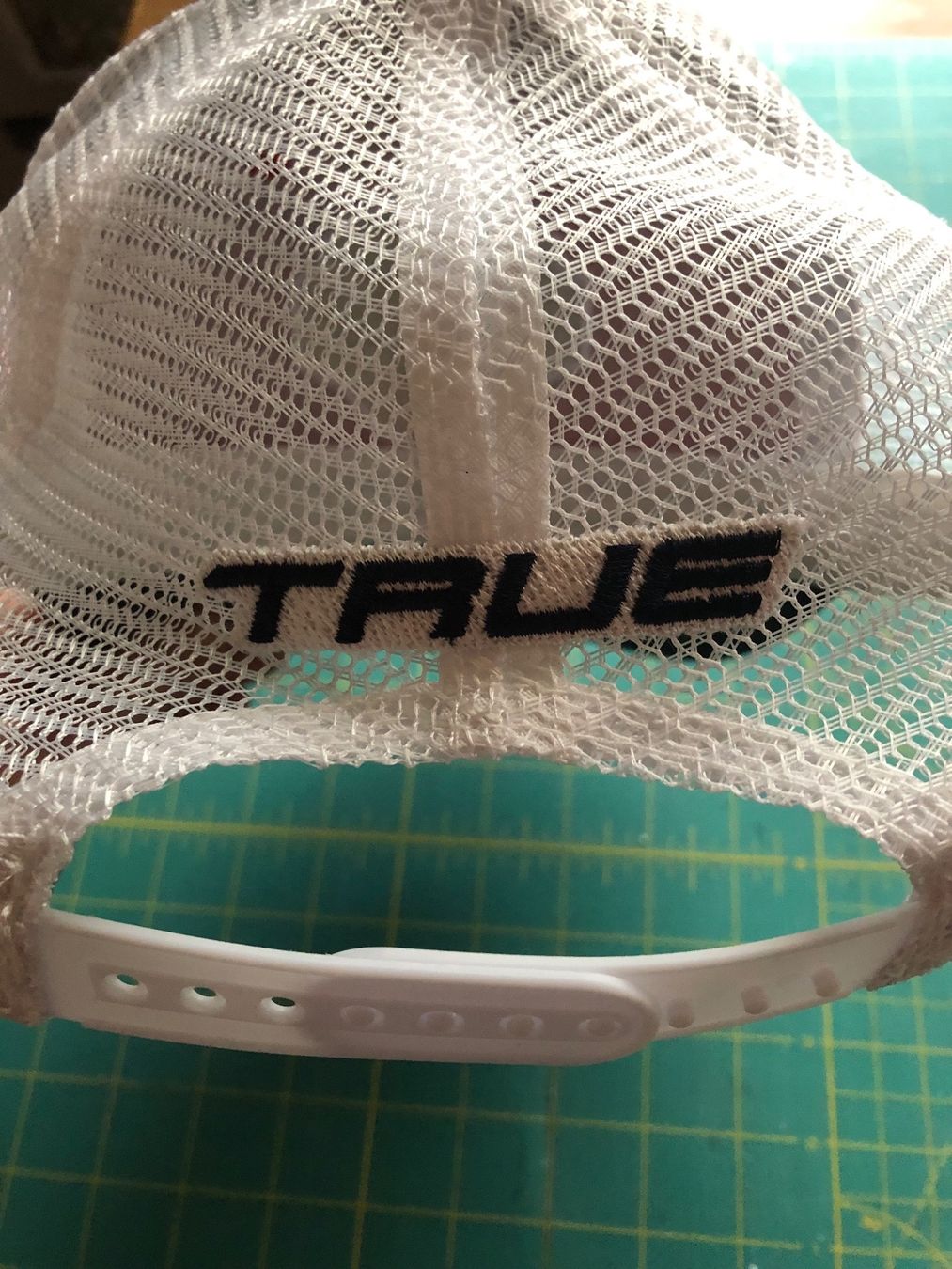 Sonstige Kleidung & Accessoires: Cap Hockey Championship – Gebraucht aus Eglisau von Vidal_sosun 3