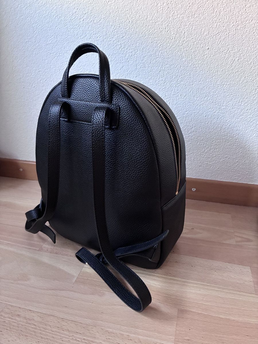 Tommy Hilfiger Sacs à dos: Tommy Hilfiger Rucksack – Neuf (Voir description) à Mels par joe_lin572 1