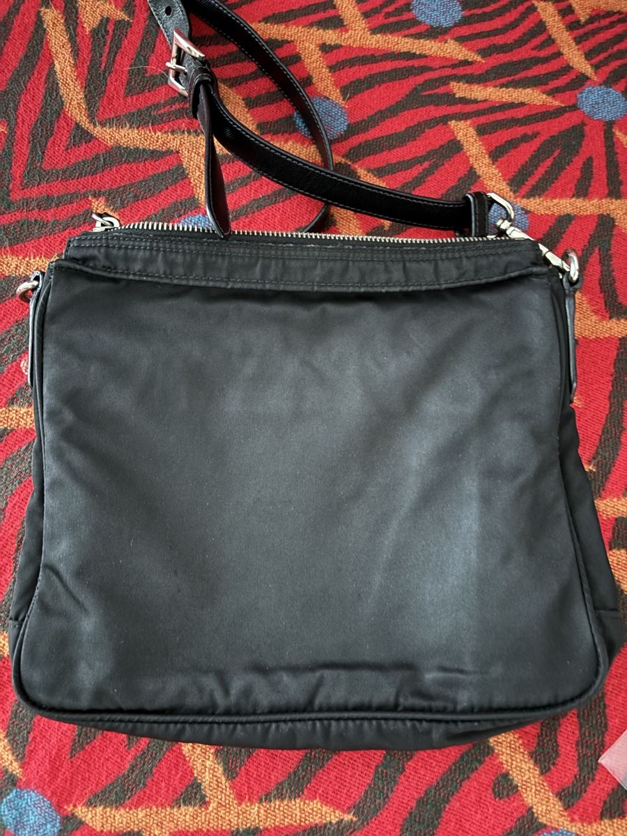 Prada Taschen: Prada Tessuto Nylon Shoulder Bag Black Good Condition – Gebraucht aus Buchrain von Mr.Kim 2