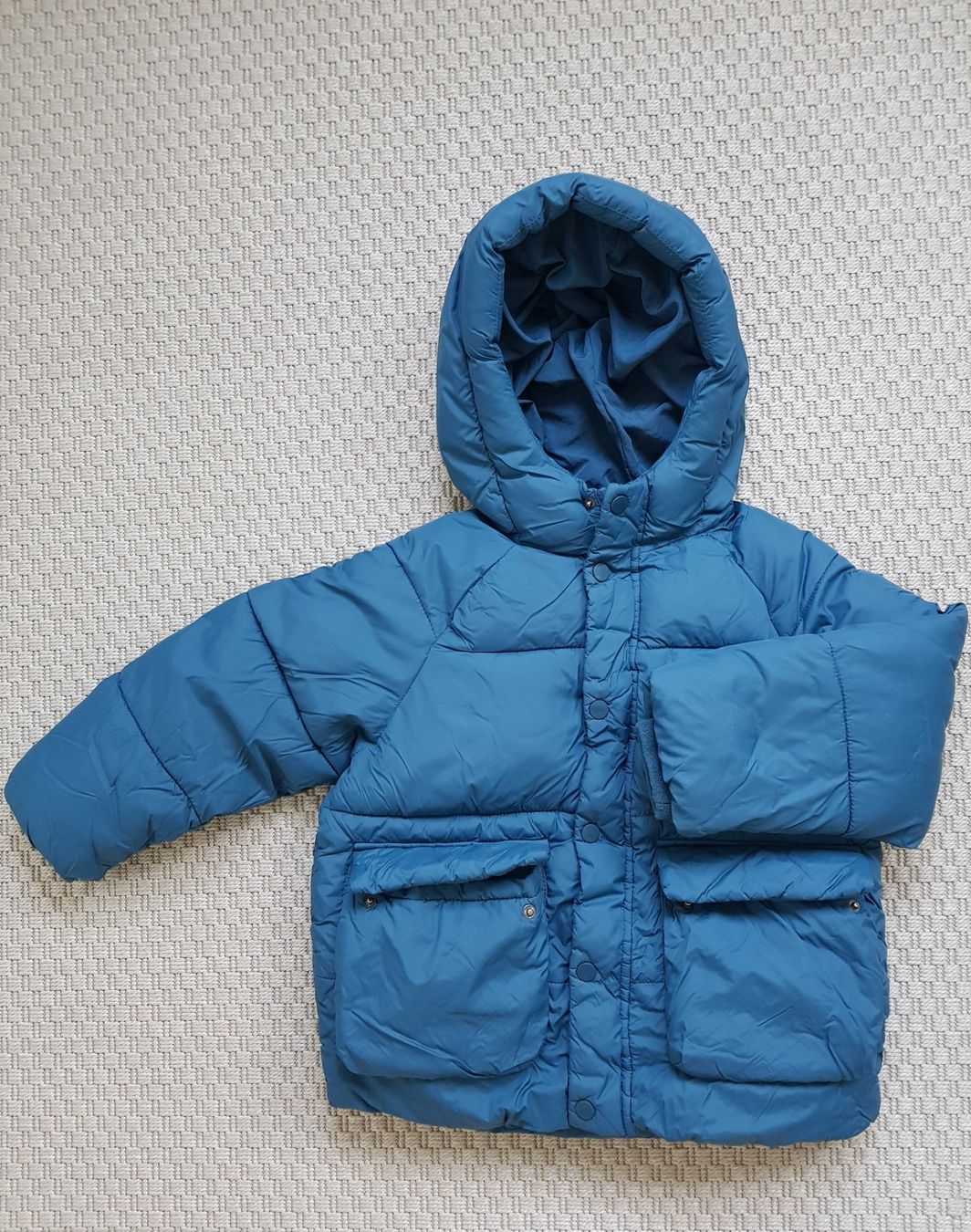Zara Jacken & Mäntel: Zara Winterjacke Kinder – Gebraucht aus Münchenstein von mt25