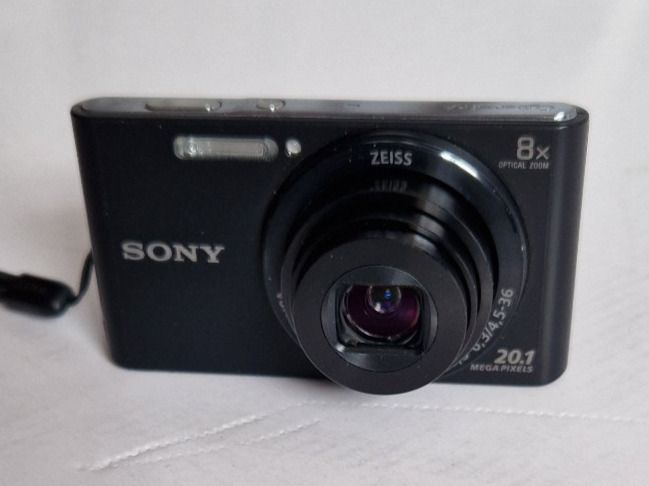 Câmera Sony Cyber-Shot DSC-W830 Prata - Sony(Nova) - Escorrega o Preço