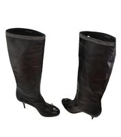 Bottines Chanel en cuir noir